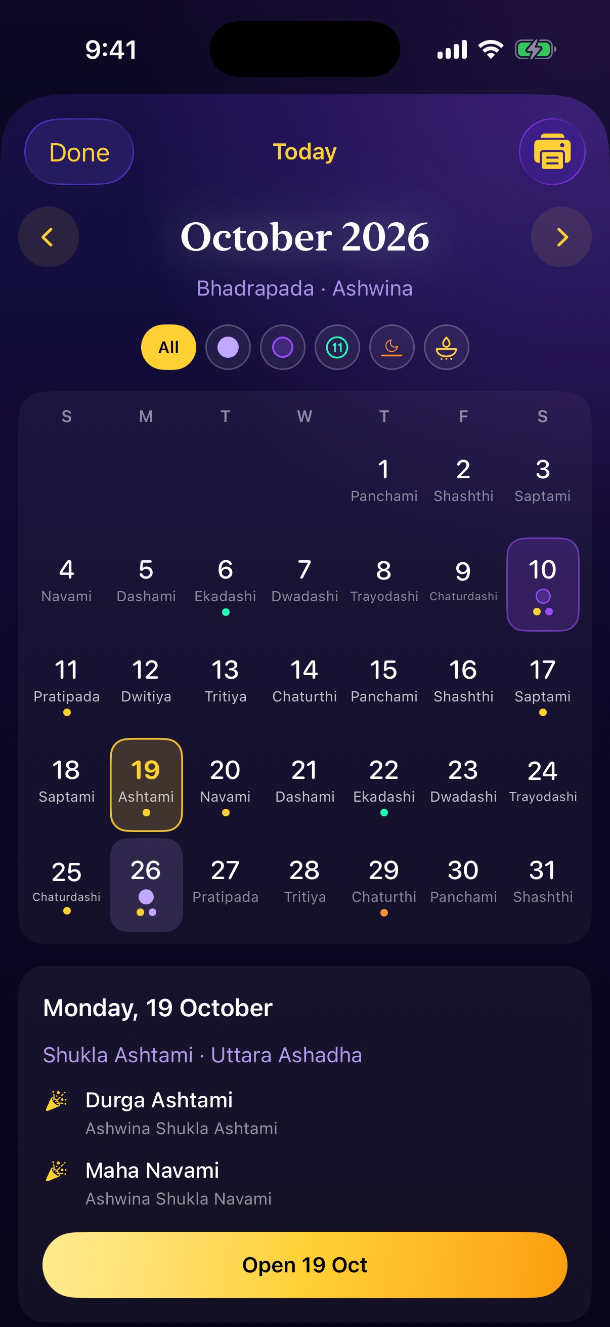 The month grid for October 2026 with the filter row, moon dots and the selected day in gold